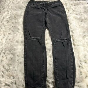 Universal Thread Mid Rise Skinny Black Denim Sz2/26